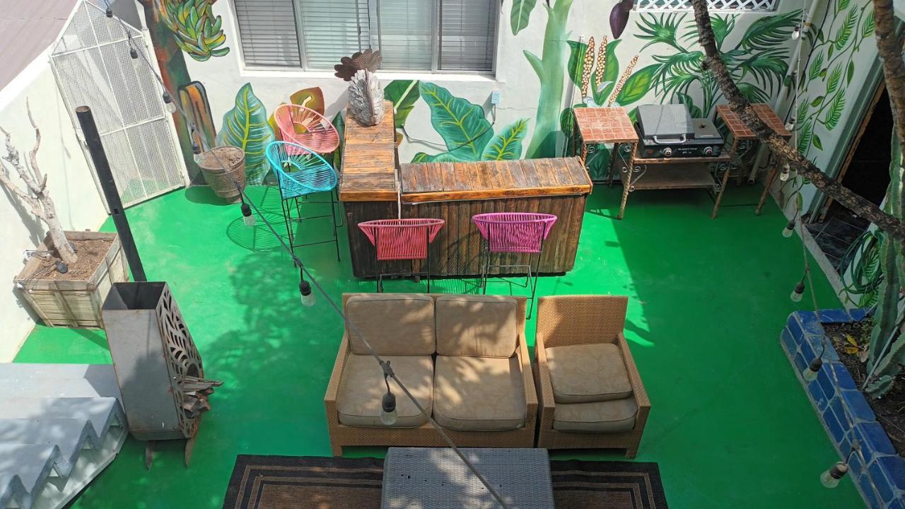 Presidential Suite Tijuana Bagian luar foto