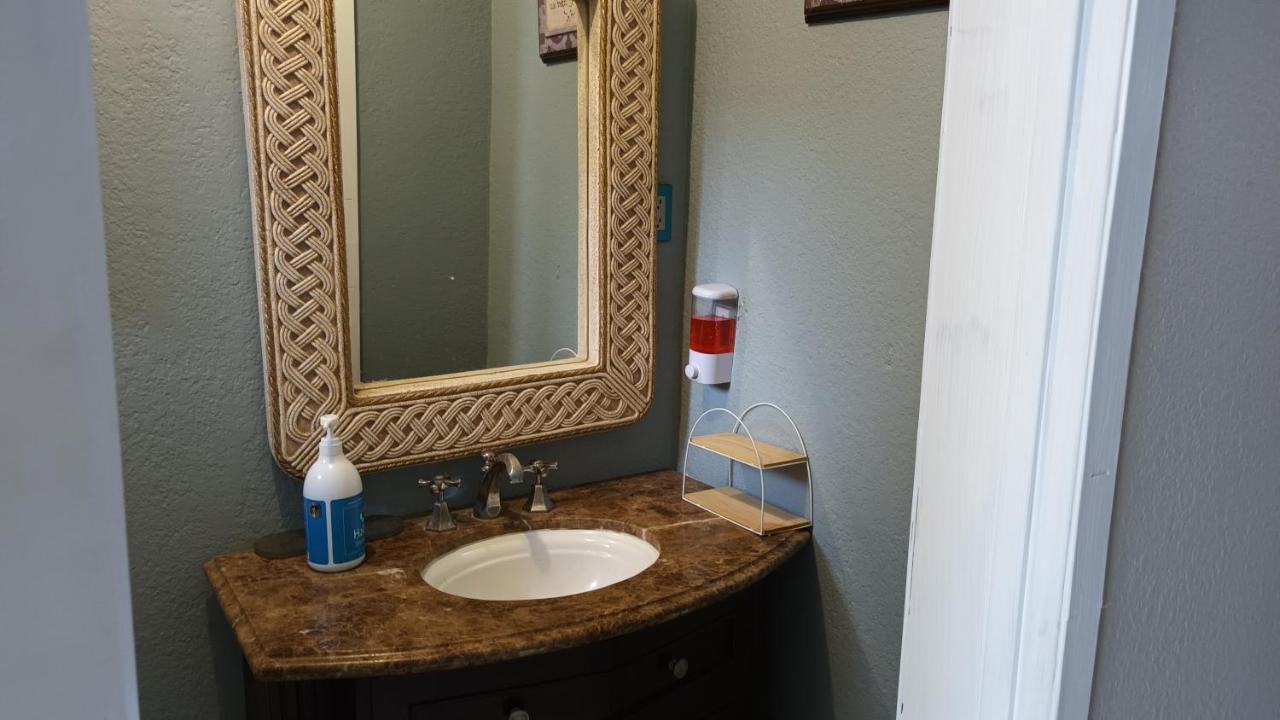 Presidential Suite Tijuana Bagian luar foto