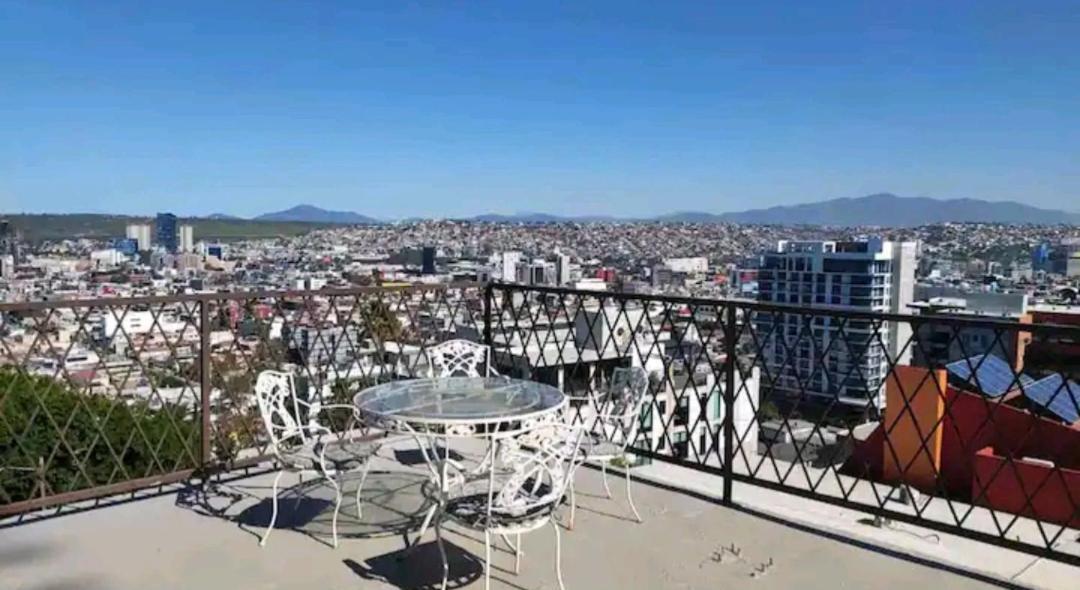 Presidential Suite Tijuana Bagian luar foto